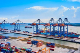 Cổ phiếu "gã khổng lồ" sở hữu cảng nước sâu lớn nhất Việt Nam "tím lịm" sau khi báo lãi lớn, cá mập âm thầm gom hàng