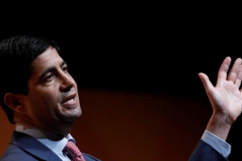 "Cú click" cài đặt lại hệ điều hành của Fed