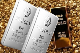 Giá vàng tăng 4.000.000 đồng/lượng so với sáng nay, bạc lượn sóng