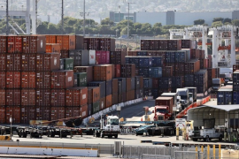 Tổng thống Mỹ ký sắc lệnh áp thuế bổ sung với các quốc gia giao thương Iran