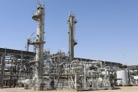 Giá dầu loanh quanh gần mức 90 USD/thùng trong chiều 10/3