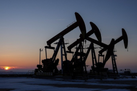 Giá dầu giảm 1% sau đề xuất giải phóng kho dự trữ của IEA