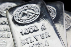 Quỹ bạc lớn nhất thế giới liên tiếp "xả hàng", gần 400 tấn rời kho trong thời gian ngắn