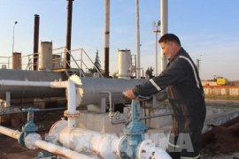 Giá dầu giảm sau động thái mới của Mỹ