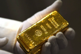 Quỹ vàng lớn nhất thế giới miệt mài "xả" hàng tấn vàng khi giá lao dốc, quỹ bạc cũng mạnh tay bán ròng