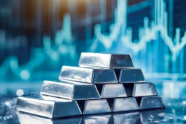 Quỹ bạc lớn nhất thế giới "xả kho" gần 800 tấn từ đầu tháng 3