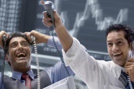 Khối ngoại rót hơn 800 tỷ gom ba cổ phiếu bluechips trong phiên VN-Index giảm mạnh