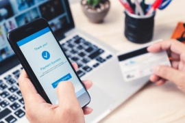 Từ 1/3, Hộ kinh doanh không còn được sử dụng tài khoản cá nhân để nhận tiền bán hàng, luật sư cảnh báo