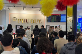 Giá vàng đảo chiều tăng 1,2 triệu đồng/lượng, bạc lao dốc