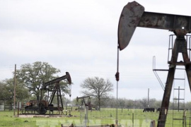 Giá dầu thế giới lấy lại đà tăng