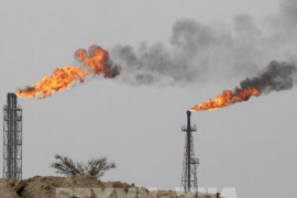 Giá dầu giảm gần 6% khi đề xuất hòa bình Mỹ - Iran làm dịu nỗi lo nguồn cung