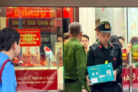 Loạt diễn biến đáng chú ý của “ông lớn” vàng bạc trước khi Công an xuất hiện tại cửa hàng vàng Bảo Tín Minh Châu ở Hà Nội