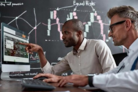 Phiên 26/3: Khối ngoại bán ròng 700 tỷ đồng, ngược chiều gom mạnh một cổ phiếu bluechip