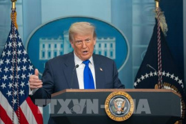 Mỹ sẽ áp thuế khác nhau cho từng quốc gia sau phán quyết của Tòa án Tối cao