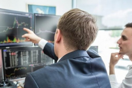 Phiên 16/4: Khối ngoại tiếp tục bán ròng nghìn tỷ, ngược chiều gom mạnh hai cổ phiếu VN30