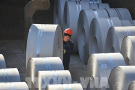 Khan hiếm nguồn cung nhôm đẩy giá kim loại tăng kỷ lục