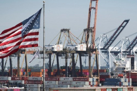 Xung đột và thuế quan gây sức ép lên cụm cảng lớn nhất nước Mỹ
