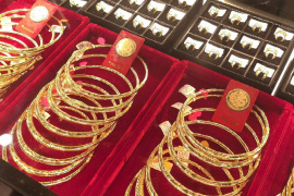 Giá vàng nhích nhẹ