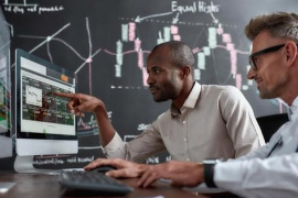 Phiên 23/4: Khối ngoại bán ròng hơn 1.700 tỷ đồng, cổ phiếu nào bị "xả" mạnh nhất?