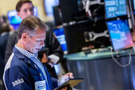 Bất ổn tại Trung Đông kéo lùi thị trường chứng khoán Mỹ