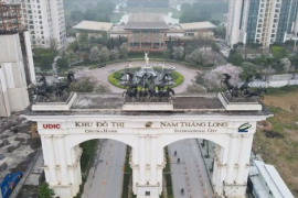 Áp lực đáo hạn 1.500 tỷ đồng trái phiếu sắp cận kề, Xây dựng và Phát triển Hoàng Long đang kinh doanh ra sao?