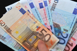 Ngân hàng Trung ương châu Âu cân nhắc quyết định về lãi suất