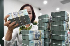 Lãi suất gửi tiết kiệm ngân hàng cán mốc 10%/năm
