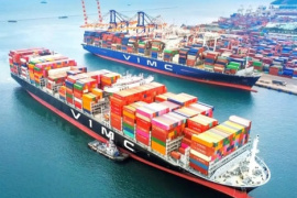 Miễn toàn bộ một loại phí, lệ phí từ ngày 7/4