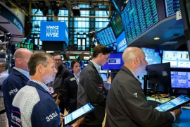 Chứng khoán Mỹ bùng nổ sau lệnh ngừng bắn Mỹ-Iran