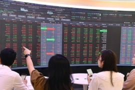 Thêm công ty chứng khoán hạ dự phóng VN-Index năm 2026