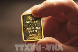 Giá vàng giảm vì kỳ vọng Fed tăng lãi suất