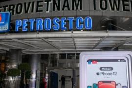 Đại gia bán iPhone chơi chứng khoán: “Yêu” họ VIX, GEX, EIB và lỗ 25% - 33%