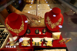 Giá vàng châu Á tăng mạnh nhờ đàm phán Mỹ-Iran thành công