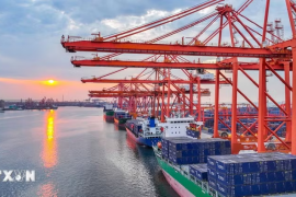 Trung Quốc: Giá xuất khẩu tăng mạnh nhất 3 năm do cú sốc dầu mỏ