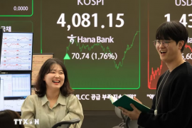 KOSPI lập đỉnh mới nhờ cổ phiếu AI và bán dẫn tăng mạnh