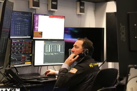 Khám phá các bí ẩn của thế giới hiện đại