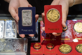 Giá vàng “quay xe”, tăng mạnh lên mức 138,4 triệu đồng/lượng
