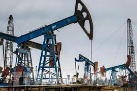 Giá dầu giảm hơn 2% trong phiên giao dịch cuối tuần