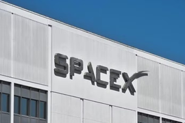 Giới đầu tư châu Á tìm "lối đi riêng" để đặt cược vào IPO của SpaceX