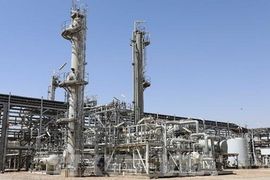 Giá dầu tiếp tục giảm khi thị trường chờ chi tiết thỏa thuận Mỹ-Iran