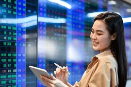 Dự báo VN-Index cuối năm lên 1.955 điểm, Vietcap chỉ tên 9 cổ phiếu đón đầu sóng mới