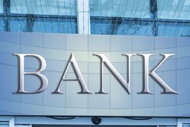 Dự báo lợi nhuận quý II ngành ngân hàng: Một nhà băng tăng gấp rưỡi, VietinBank có thể lãi gần 15.000 tỷ