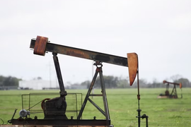 Giá dầu thô giảm mạnh sau tiến triển của đàm phán Mỹ-Iran