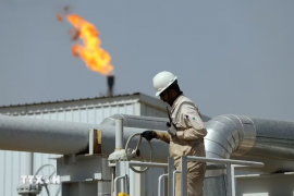 Giá dầu tăng lên mức cao nhất trong một tuần nhờ tín hiệu đàm phán Mỹ-Iran