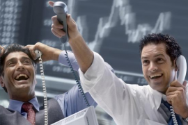 Khối ngoại trở lại mua ròng sau chuỗi 11 phiên "xả hàng", cổ phiếu nào được gom mạnh nhất?