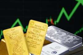 Giá vàng trong tuần “bốc hơi” 7 triệu đồng/lượng