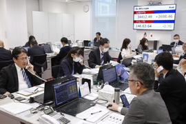 Chứng khoán châu Á duy trì động lực khi chờ báo cáo việc làm của Mỹ
