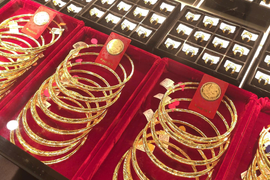 Giá vàng tăng trở lại ngày đầu tháng mới