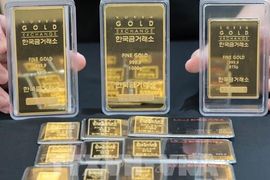 Giá vàng thế giới "hụt hơi" trước đà tăng của giá dầu