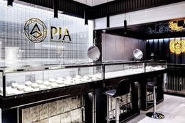 Thêm một cửa hàng kim cương tại TP HCM thông báo dừng hoạt động